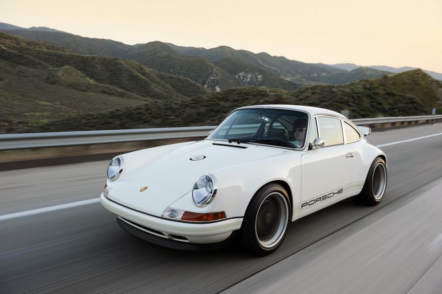  Porsche 911 by Singer 2011 года  (фото 52 из 159)